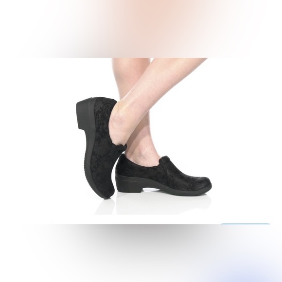 Clarks Black Women's Mules - Picture 1 of 8